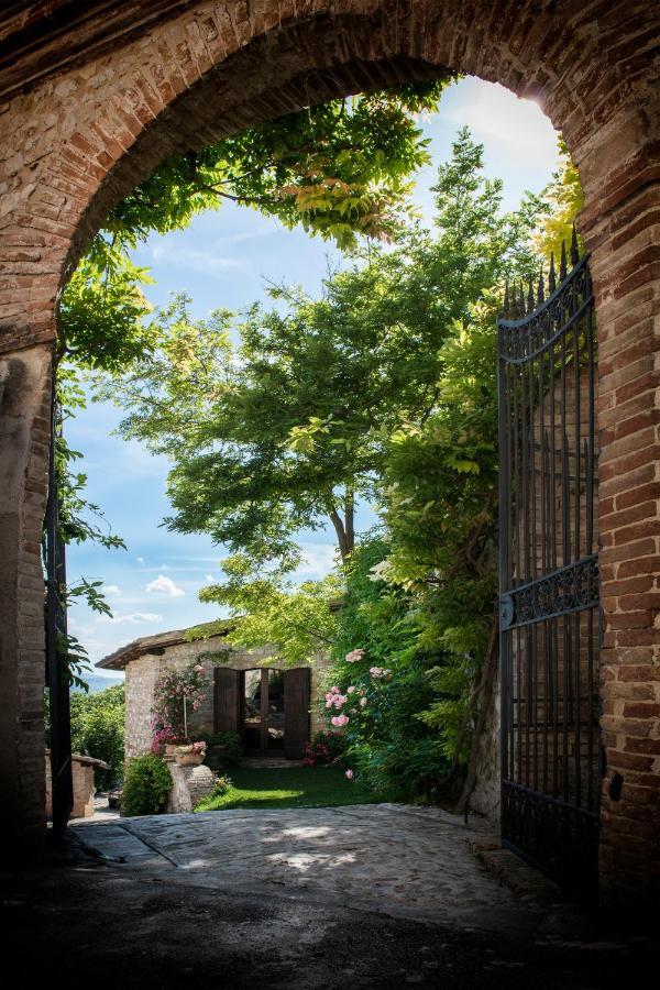 Ferienwohnung Casa Dei Lecci Foligno Exterior foto