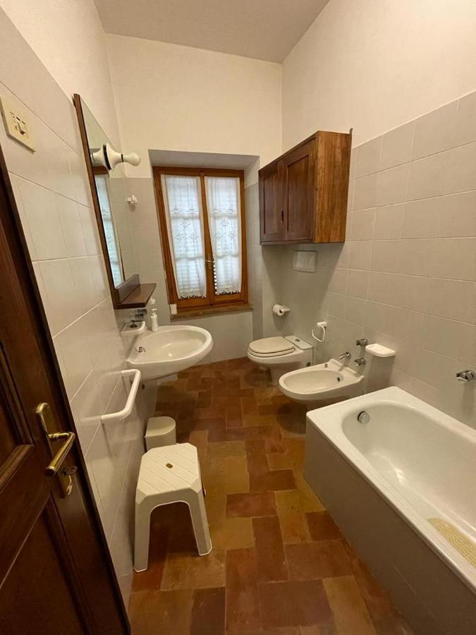 Ferienwohnung Casa Dei Lecci Foligno Exterior foto