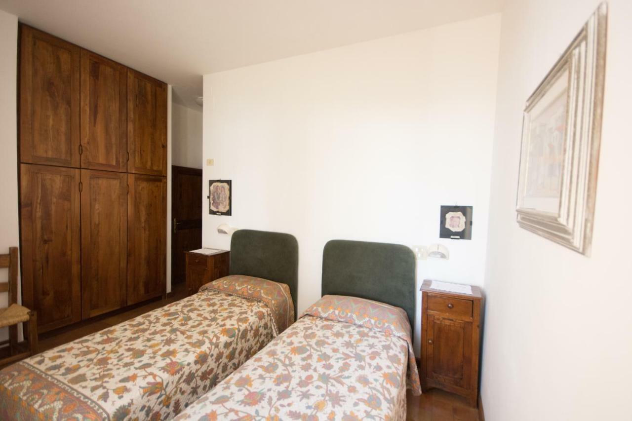 Ferienwohnung Casa Dei Lecci Foligno Exterior foto